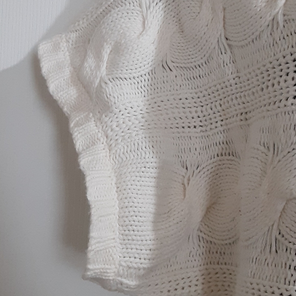 Sweater - Picture 3 of 4